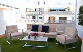 HomeySeville-Penthouse Cathedral Tomas de Ibarra St 6 pax, Parking Optional